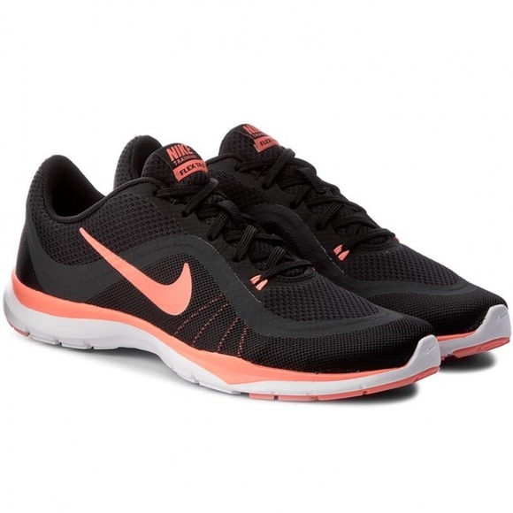 Nike Shoes - Nike Flex Sneakers